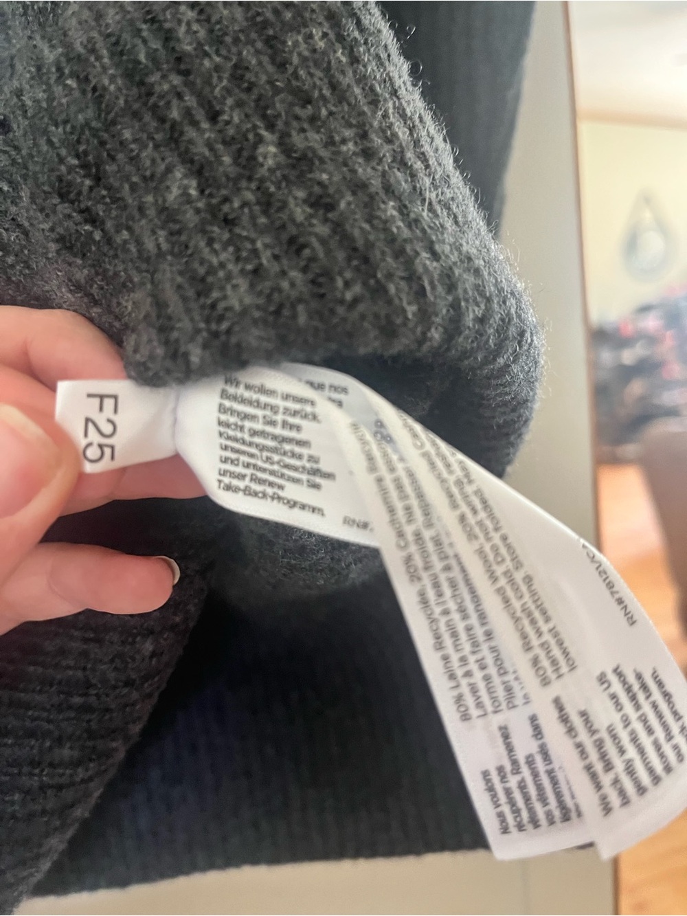 Eileen Fisher Recycled Wool/Cashmere Turtleneck Sweater Boxy Fit RT $378 - Picture 7 of 8